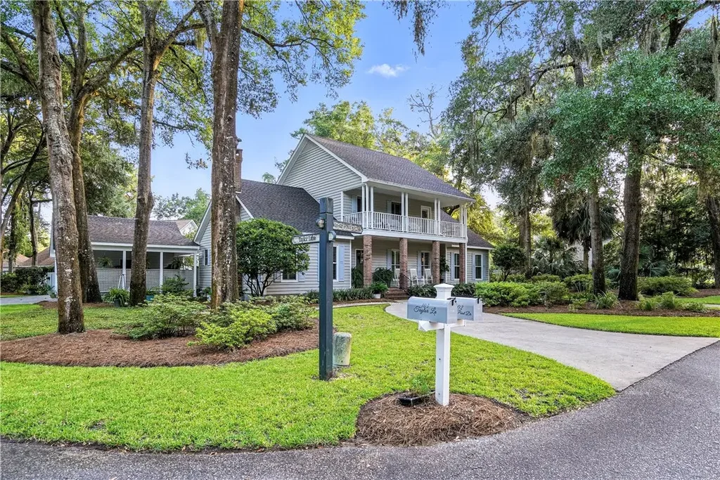 202 Vassar Point Drive, St Simons Island