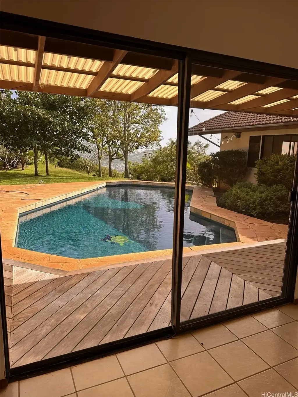 1139 Kamookoa Place, Honolulu
