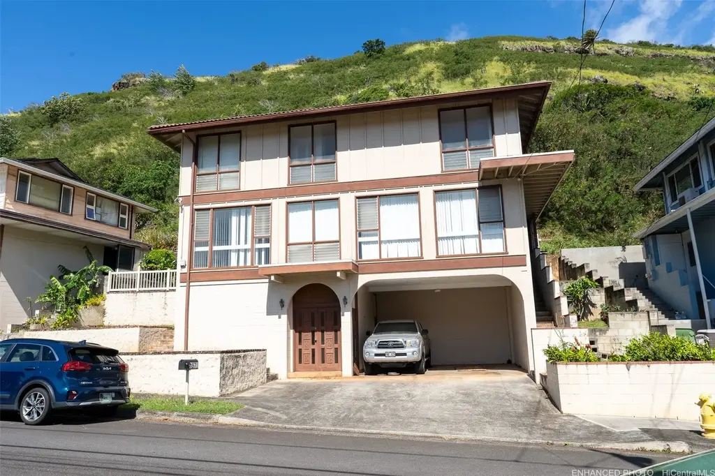 1570 Ala Lani Street, Honolulu