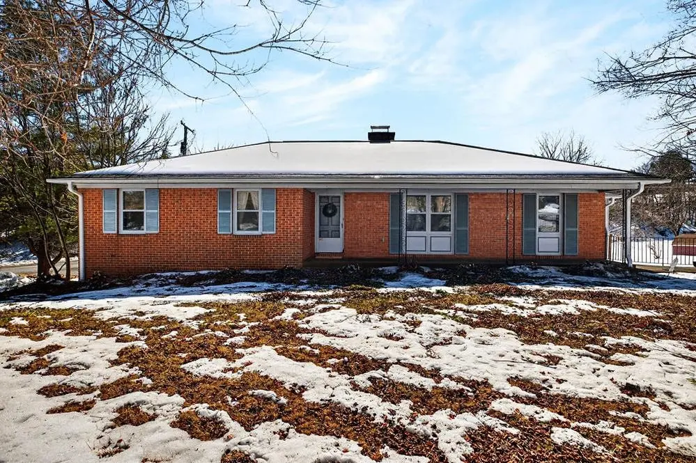 736 Middlebrook Rd, Staunton