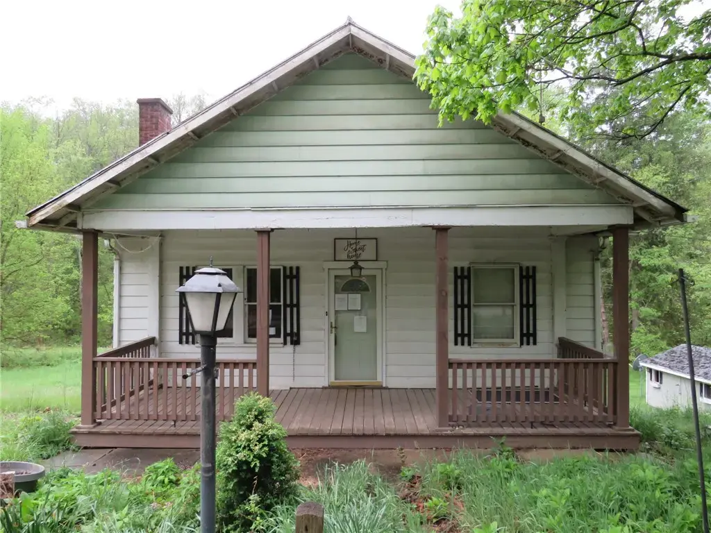 2189 Dunn Station Road , Morris
