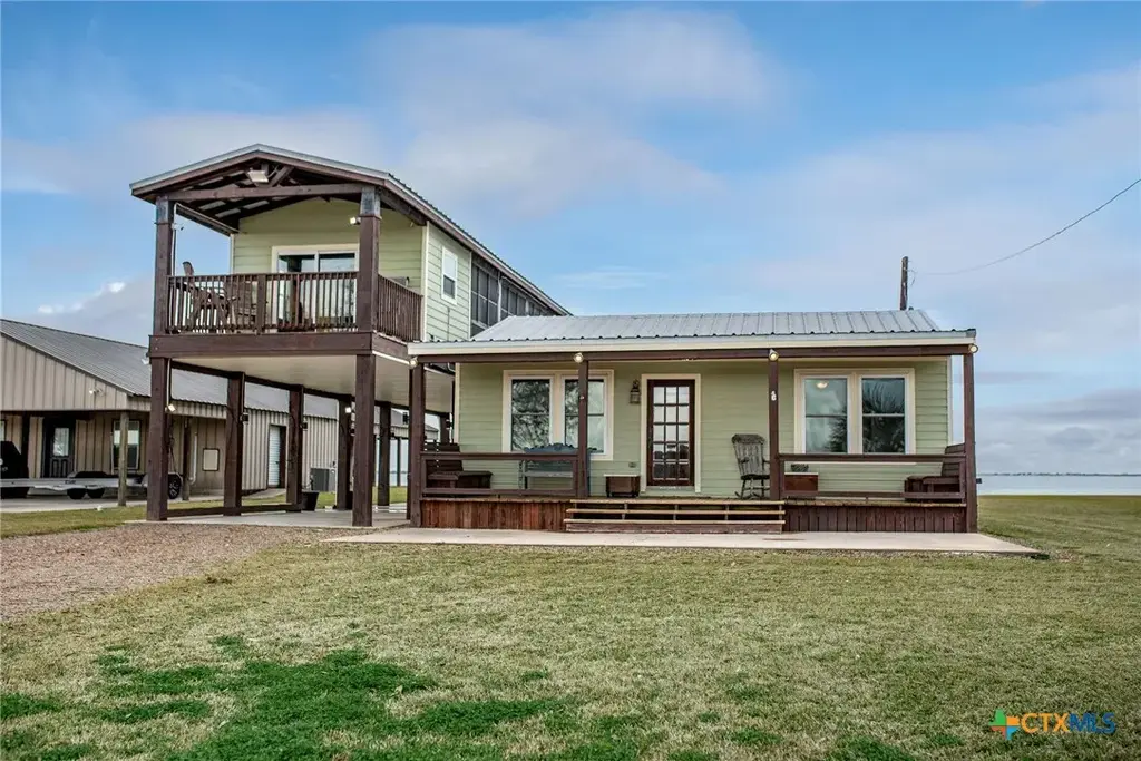 1067 N Cr 307, Port Lavaca