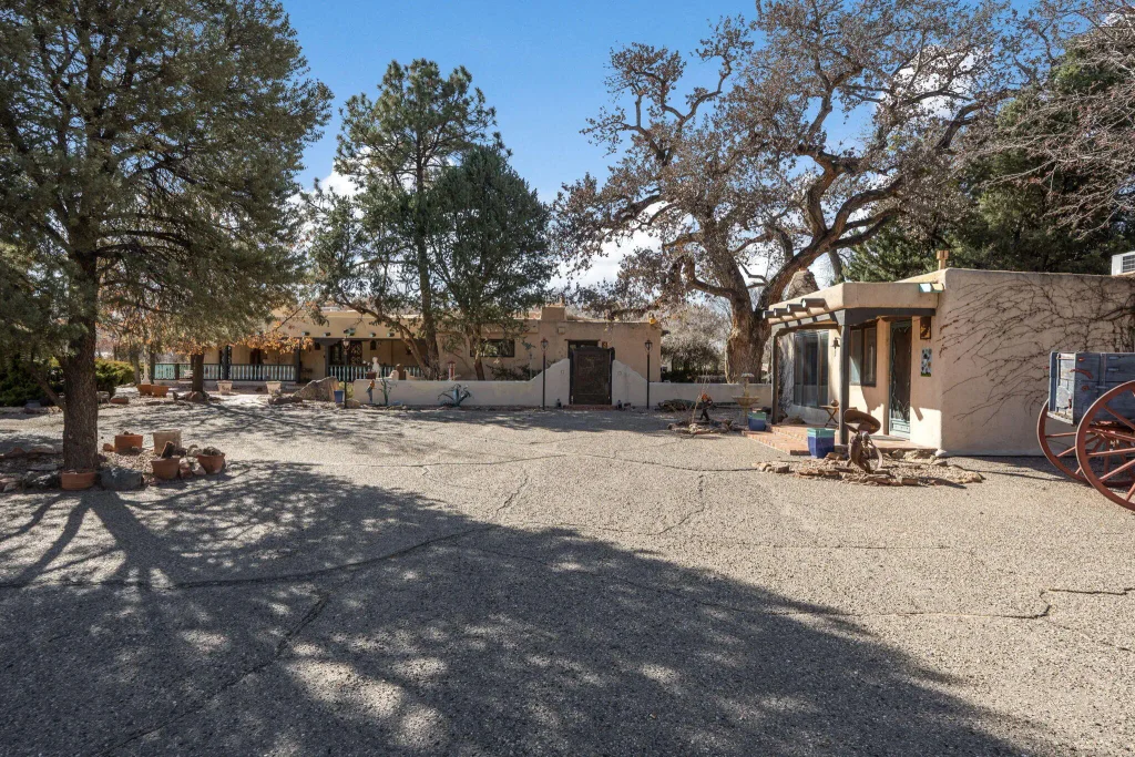 10075 Los Cansados Road Nw, Albuquerque