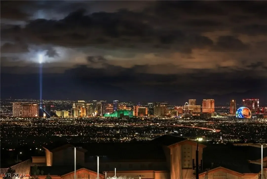 Photo of Listing #2754852