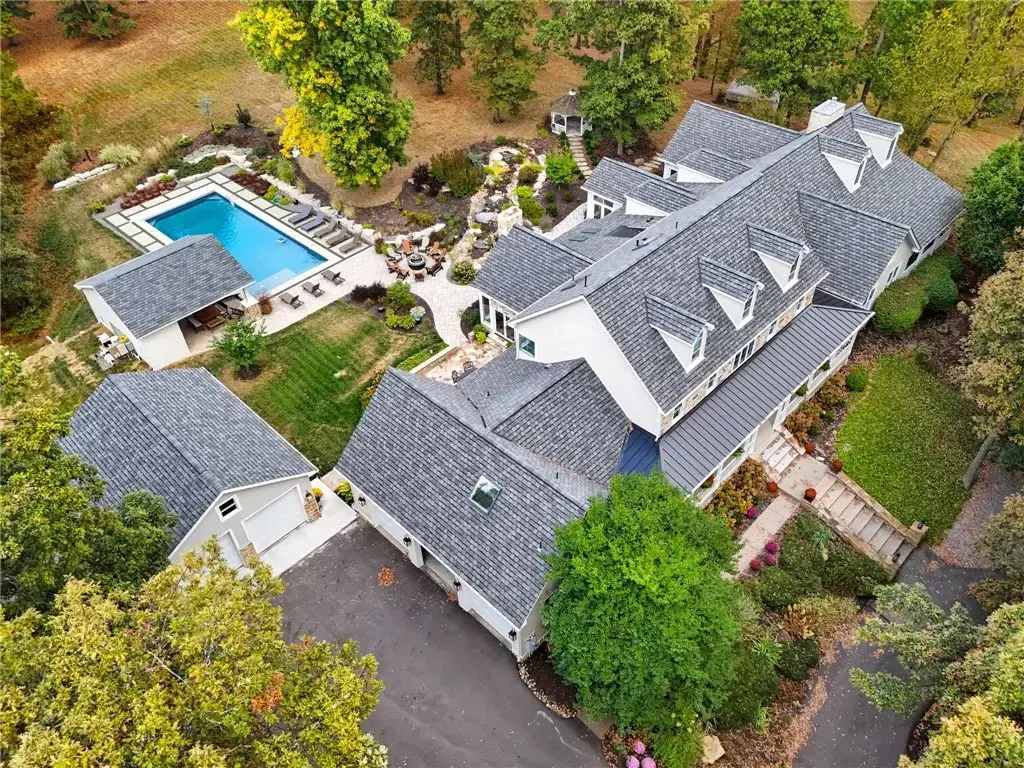 5056 Bear Run Road , Cranberry