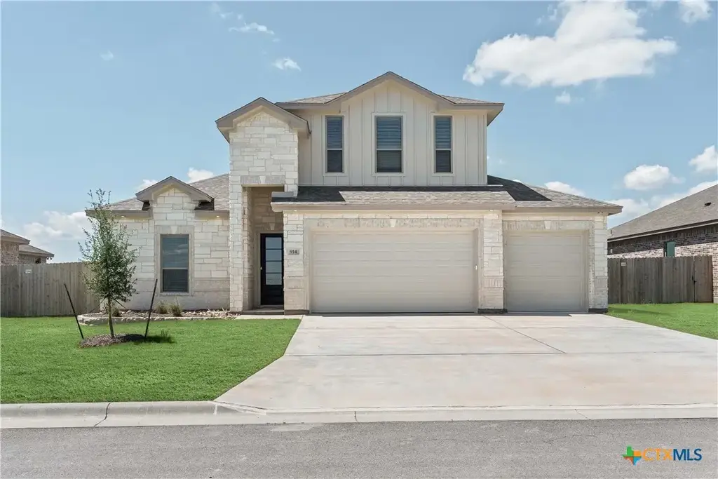 914 Alice Circle, Temple