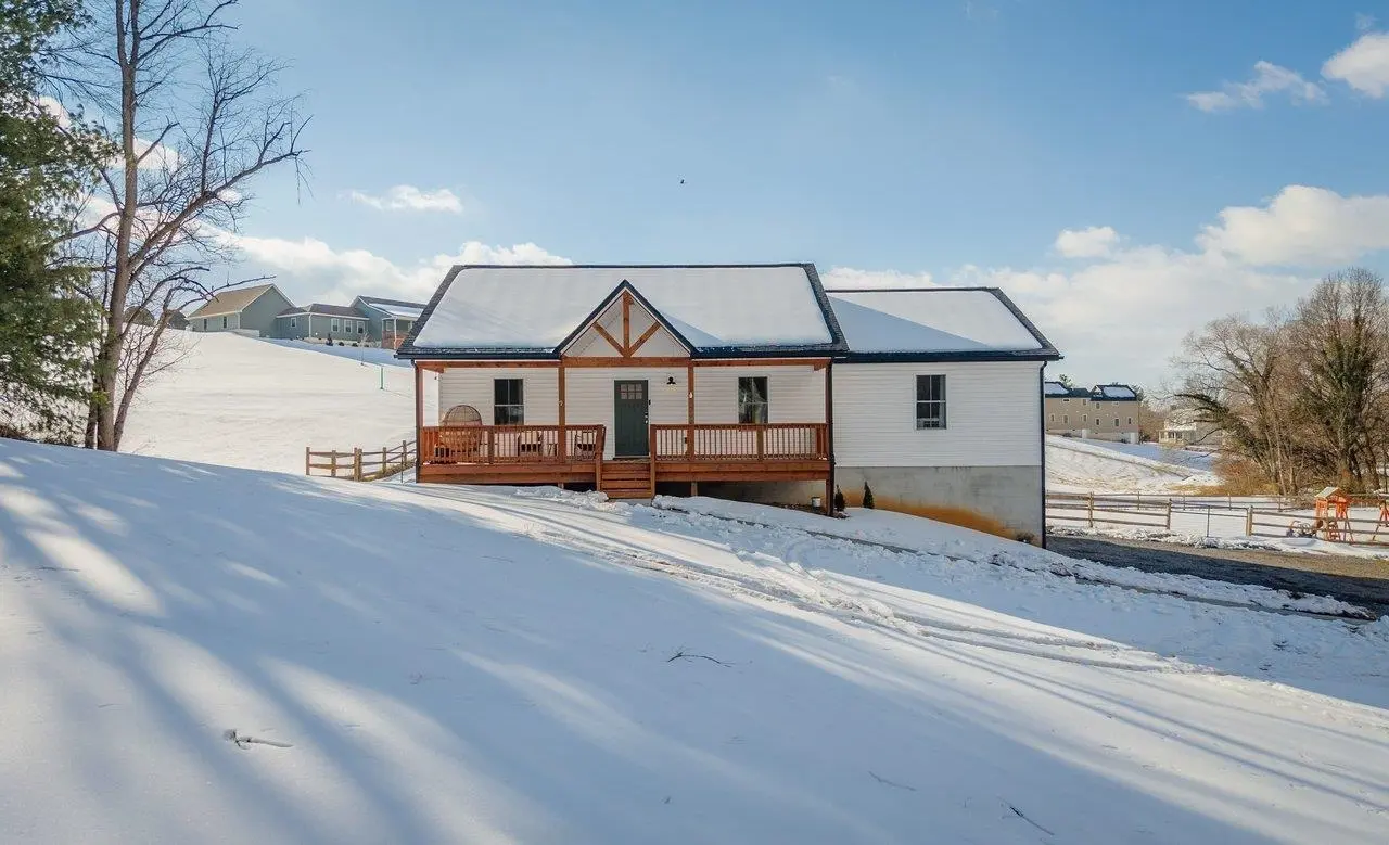 124 Belvedere St, Timberville