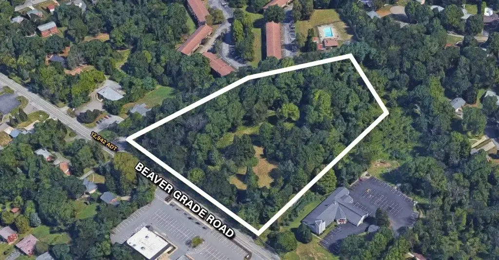 971 Beaver Grade Road, Moon/Crescent
