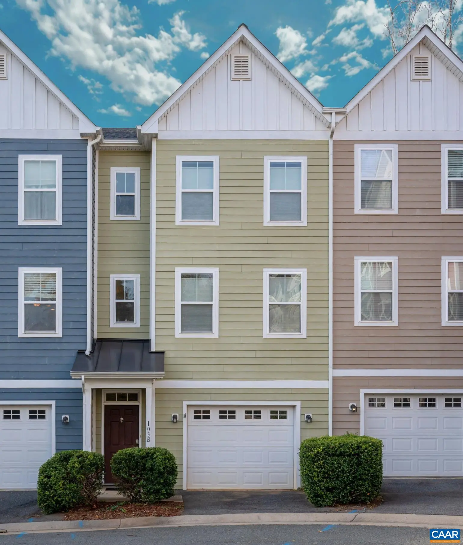 103 Longwood Dr E, Charlottesville