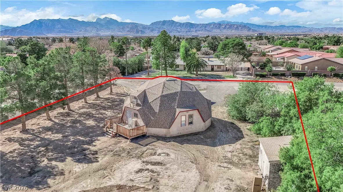 Photo of Listing #2756595