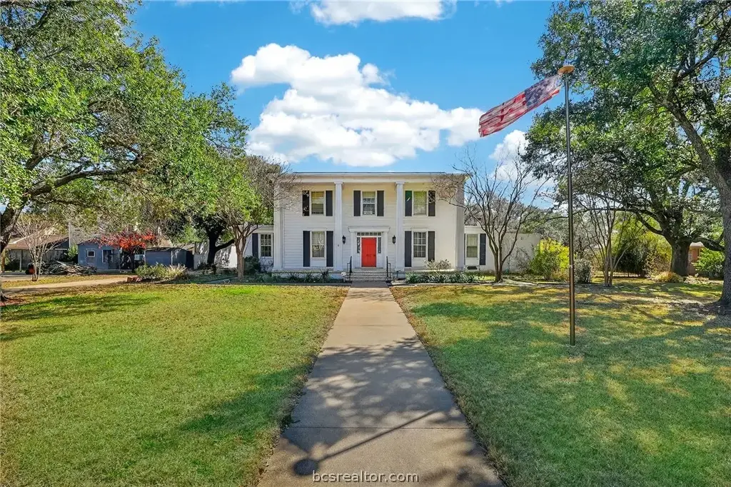 607 S Haswell Drive, Bryan