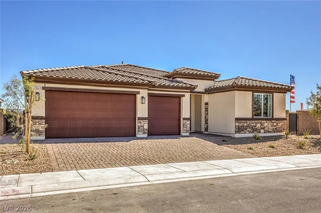 Photo of Listing #2756658