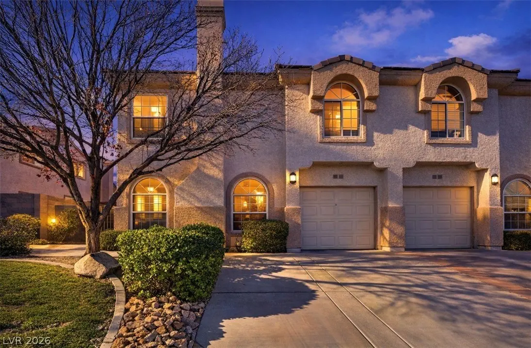 Photo of Listing #2755532