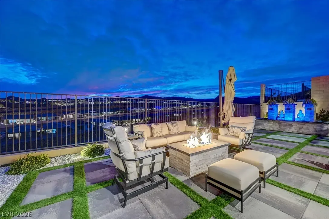 Photo of Listing #2756406