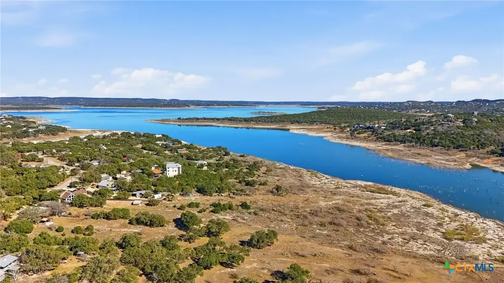 1616 Canyon Lake, Canyon Lake