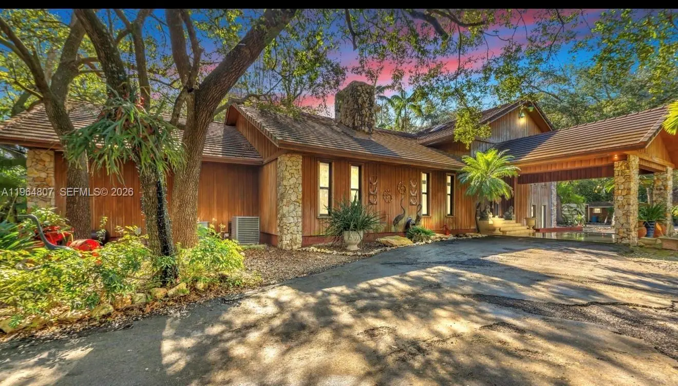 Photo of Listing #A11964807