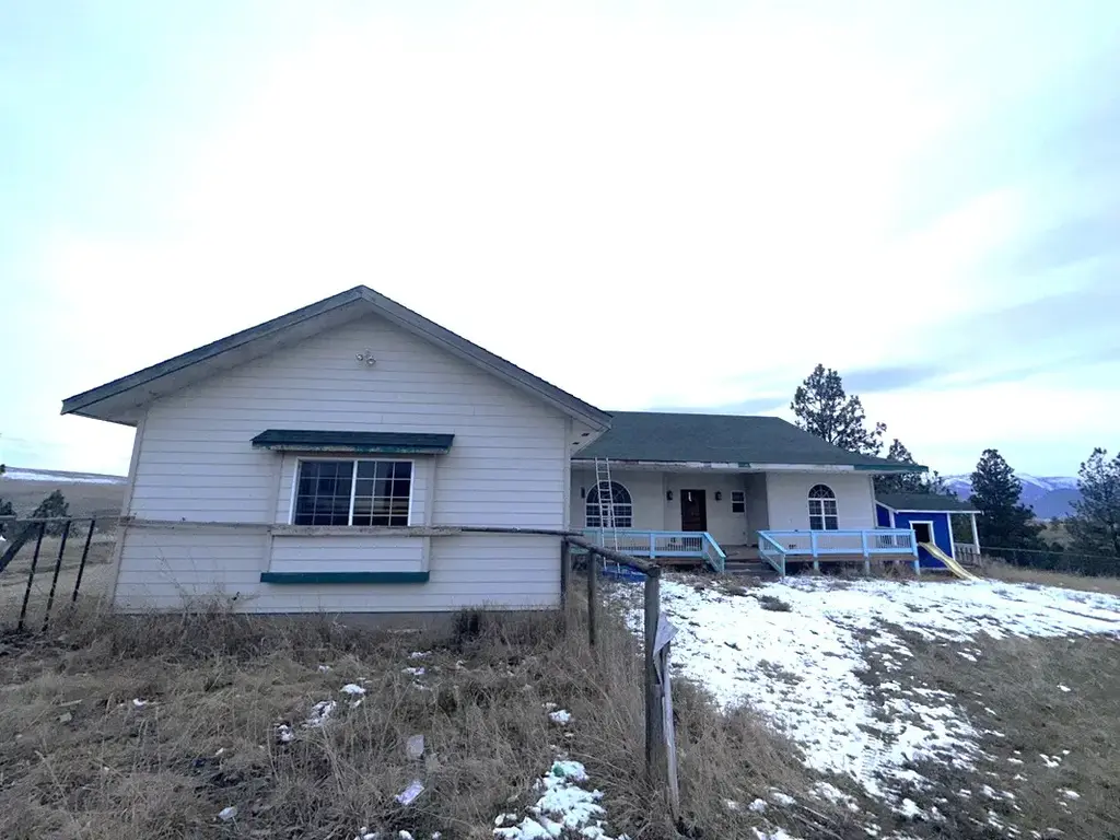 2155 S Sunset Bench Road, Stevensville