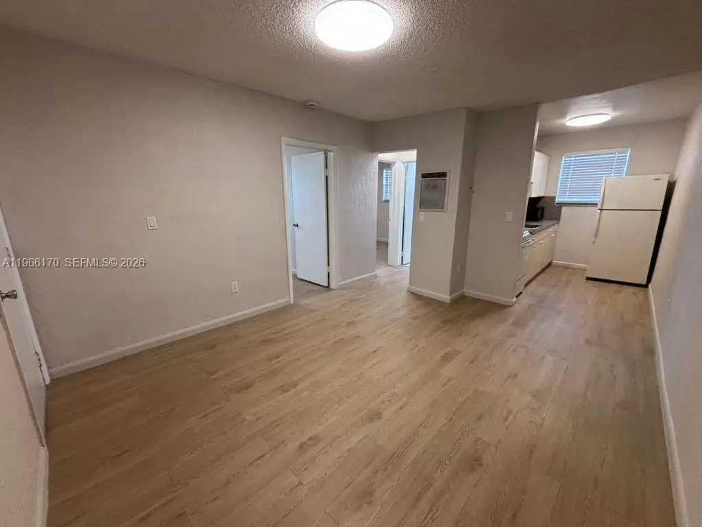 Photo of Listing #A11966170