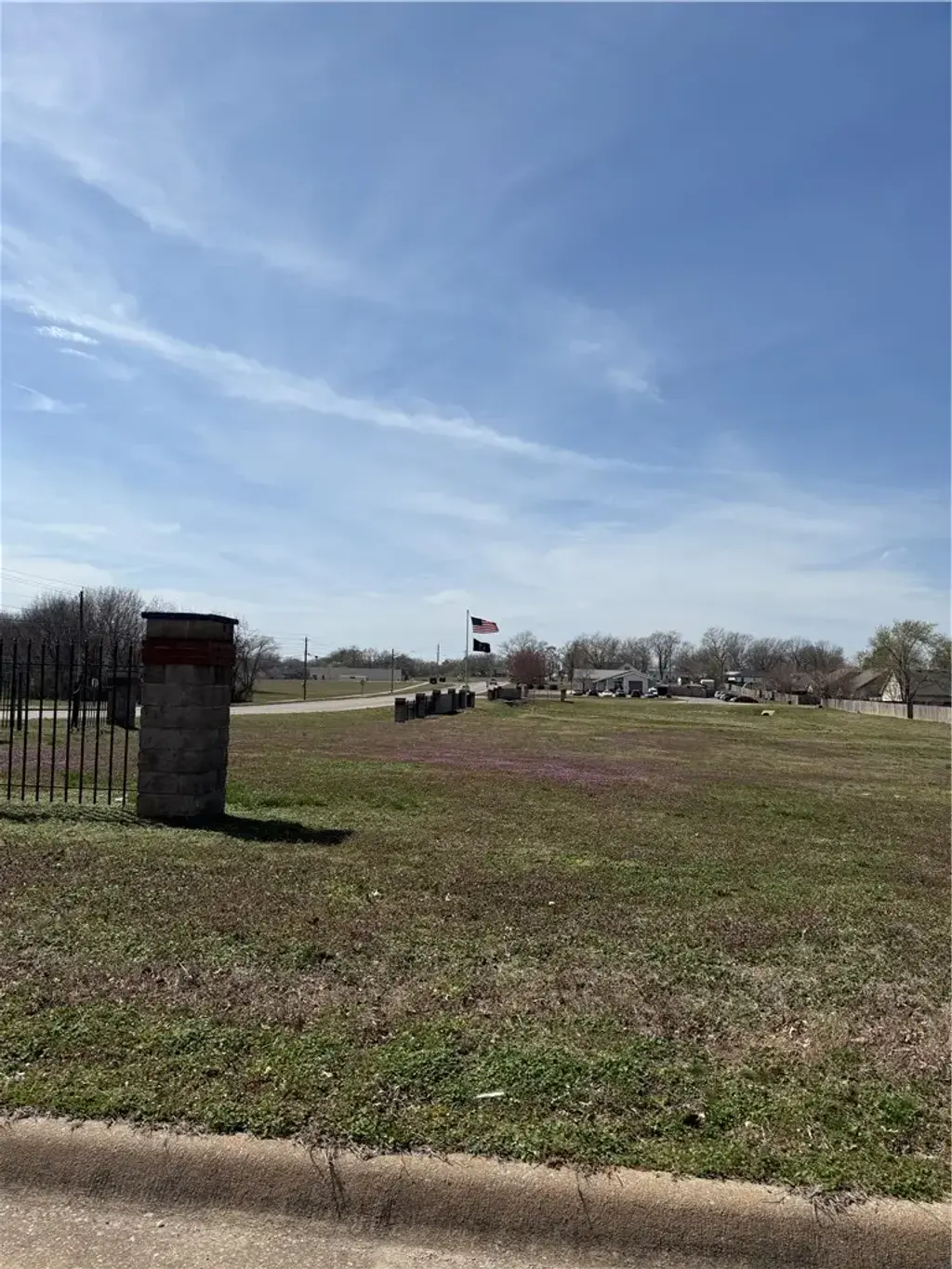 1303 E Cheri Whitlock Drive, Siloam Springs
