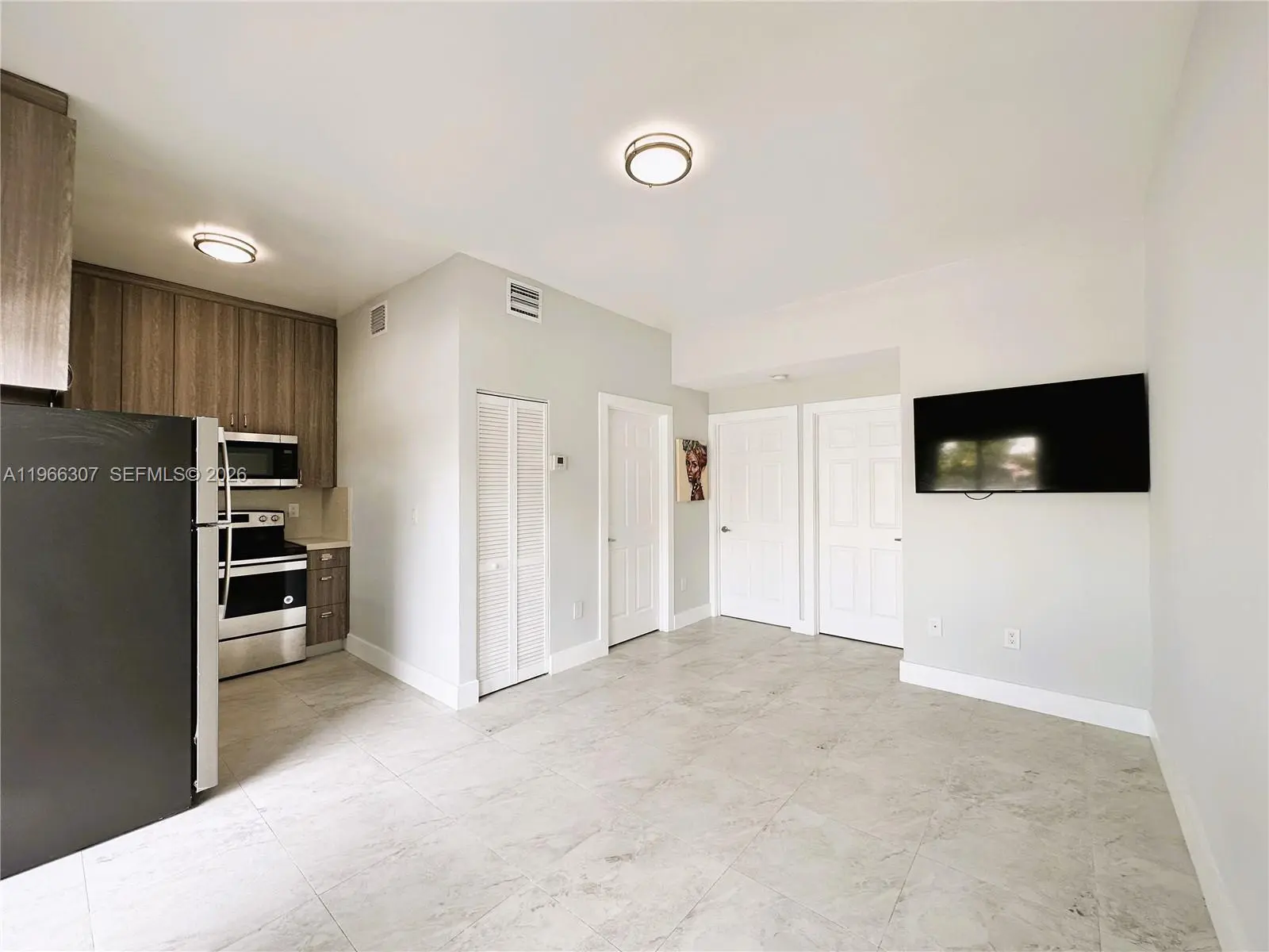 Photo of Listing #A11966307