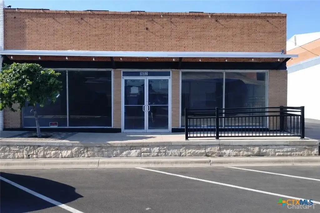 207 E Avenue C, Killeen