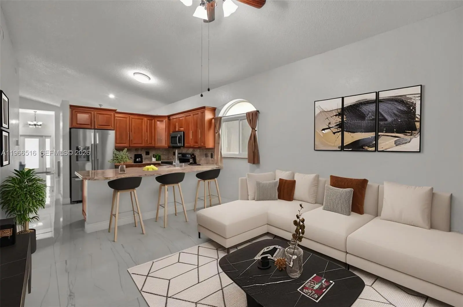 Photo of Listing #A11966516