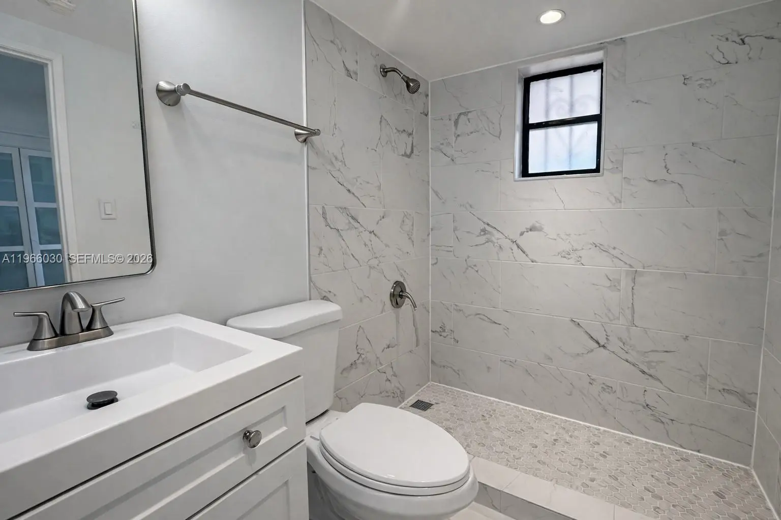 Photo of Listing #A11966030