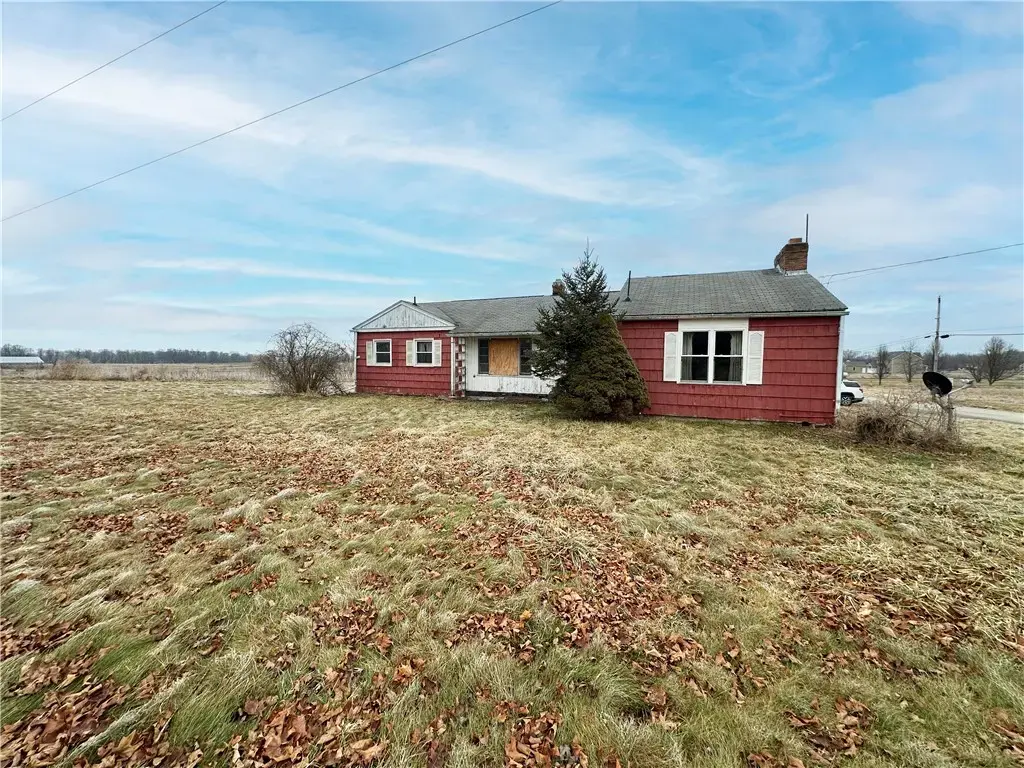 307 Mcclelland Road , North Beaver