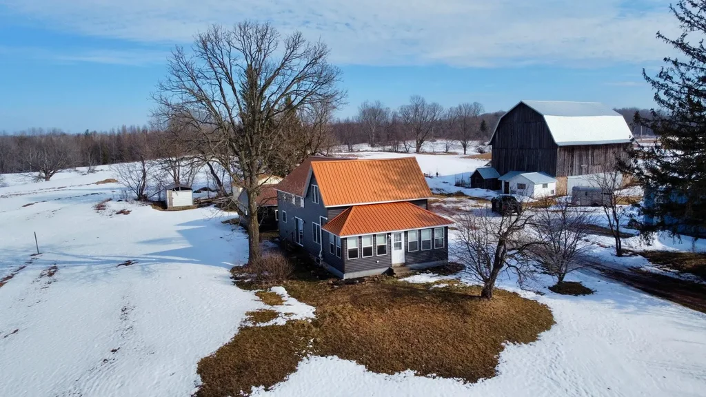 W18960 Emma St, Aniwa