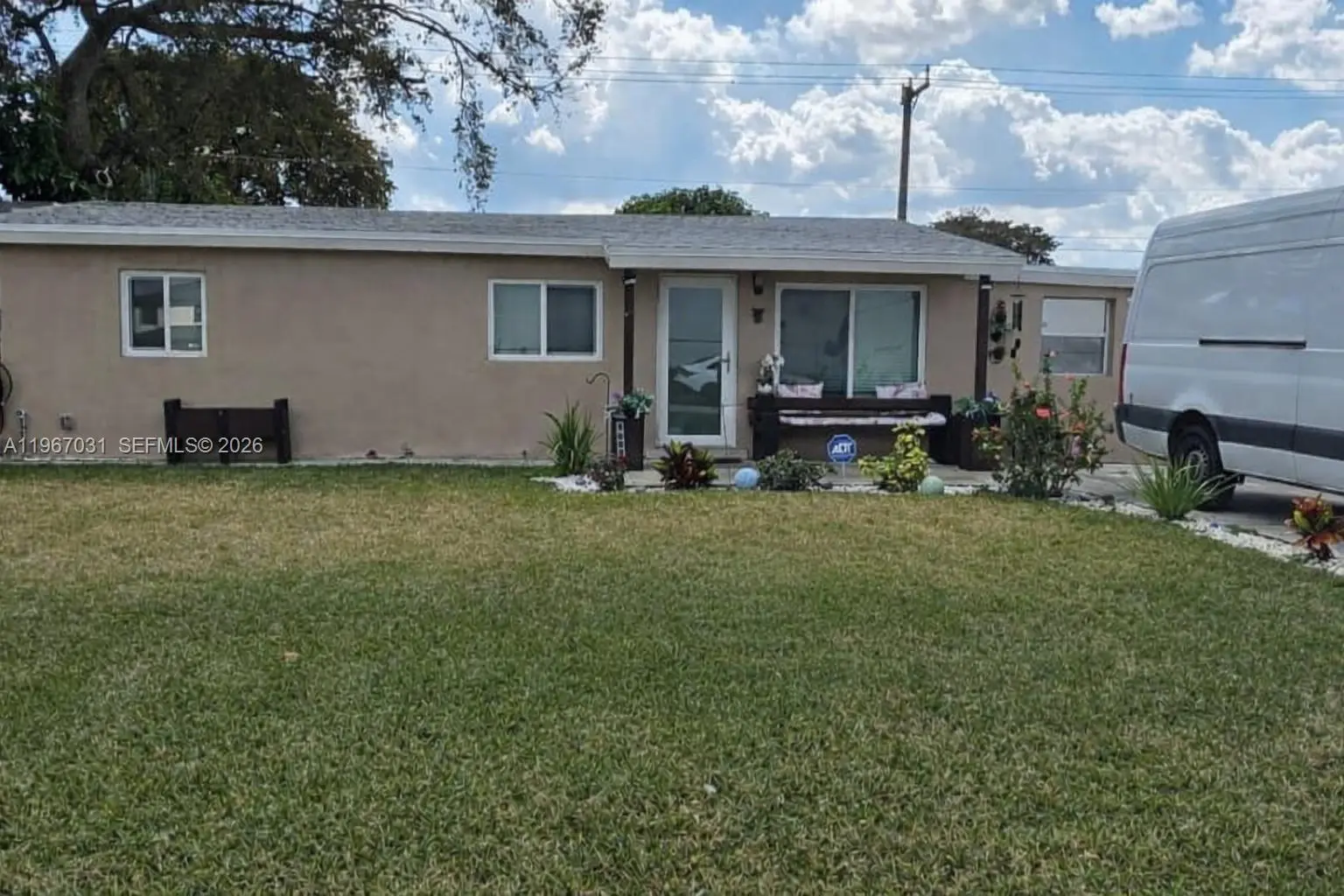 Photo of Listing #A11967031