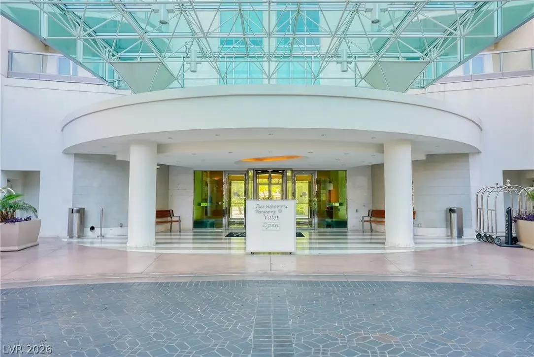 Photo of Listing #2754458