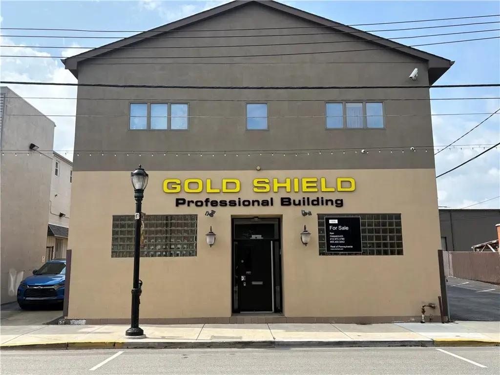 817 Main Street , Sharpsburg