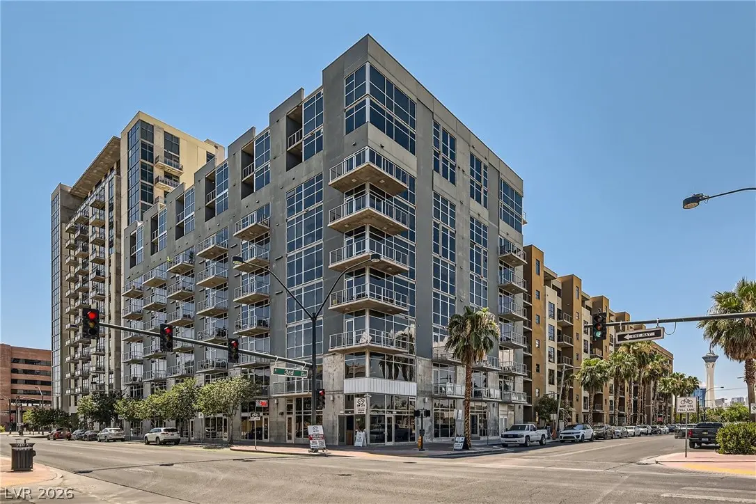 353 E Bonneville Avenue 904, Las Vegas