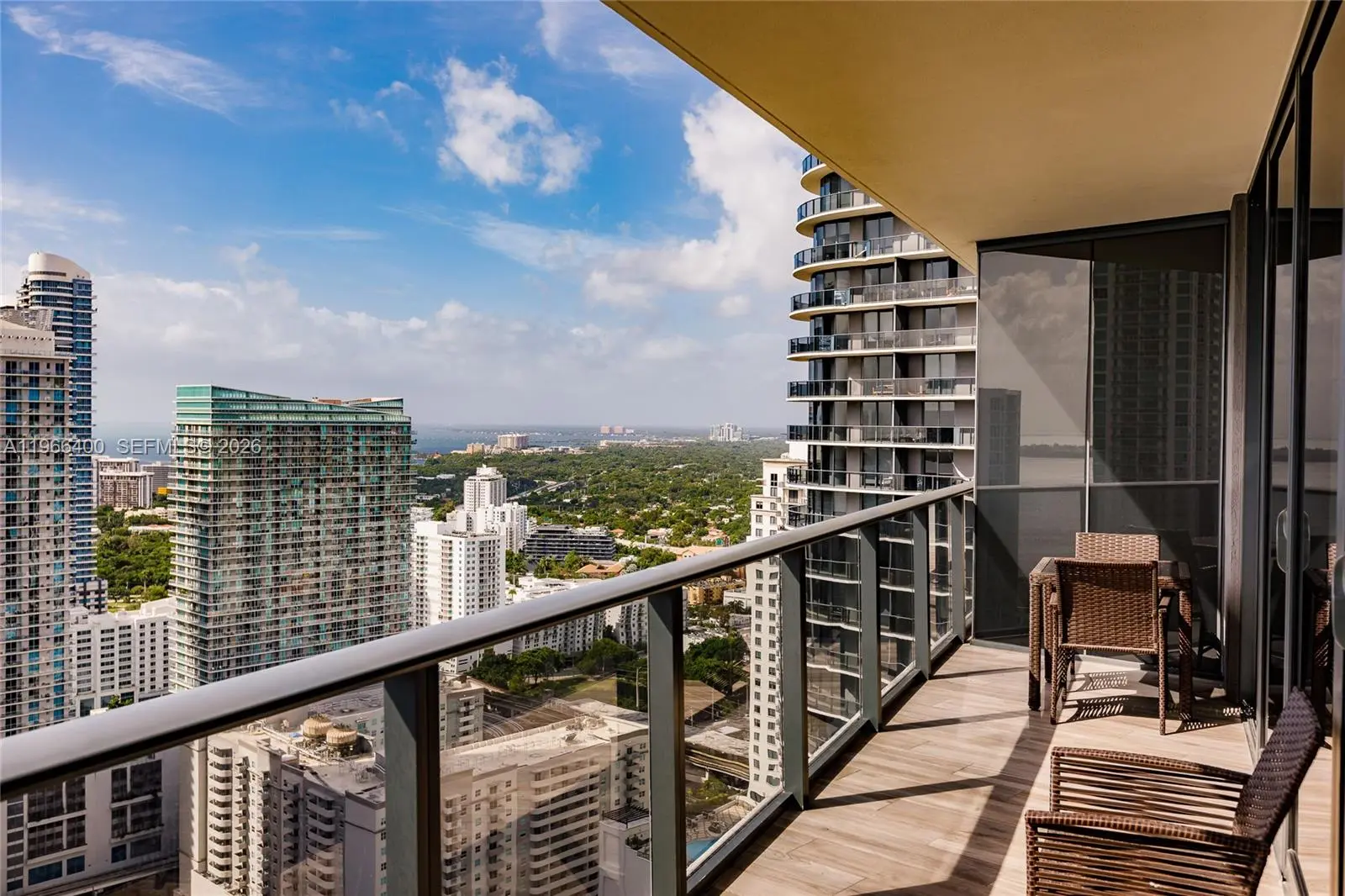 Photo of Listing #A11966400