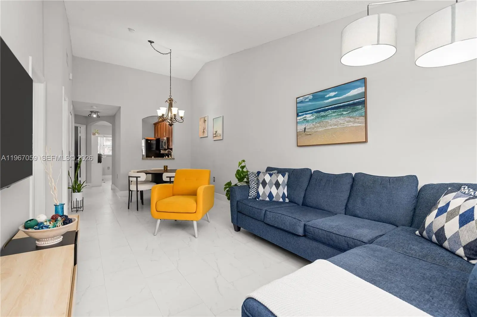 Photo of Listing #A11967059