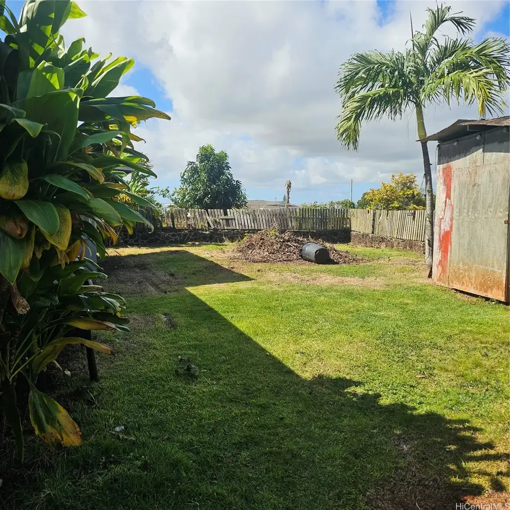 2108 Apaakuma Place, Pearl City