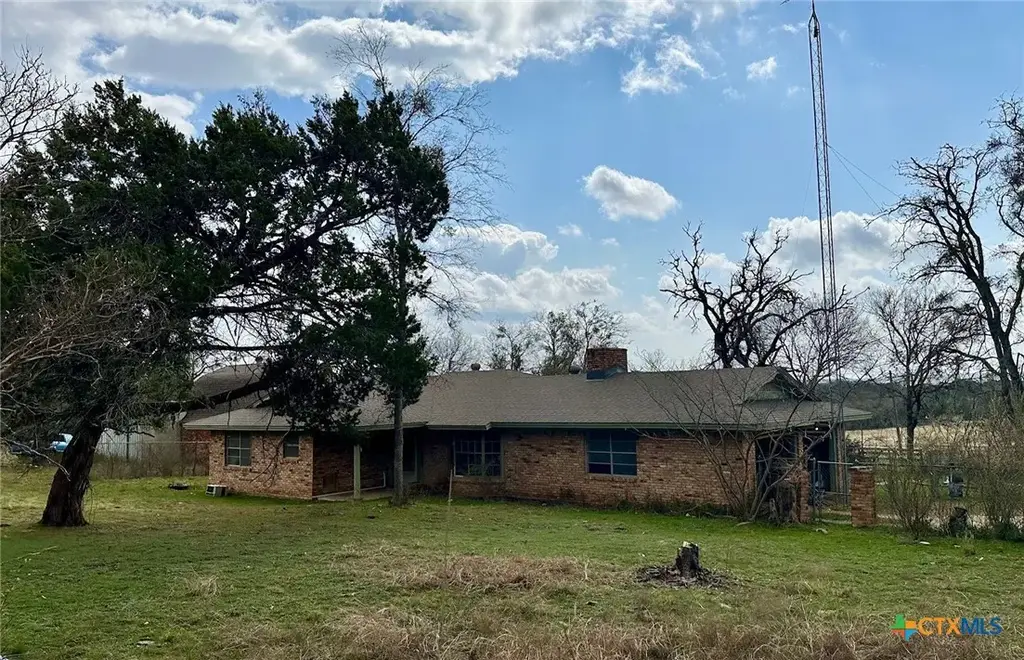 1950 County Road 299, Gatesville