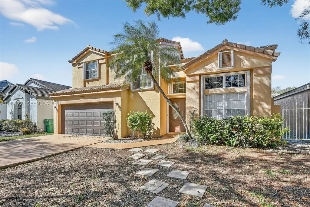 2838 Bogota Ave, Cooper City