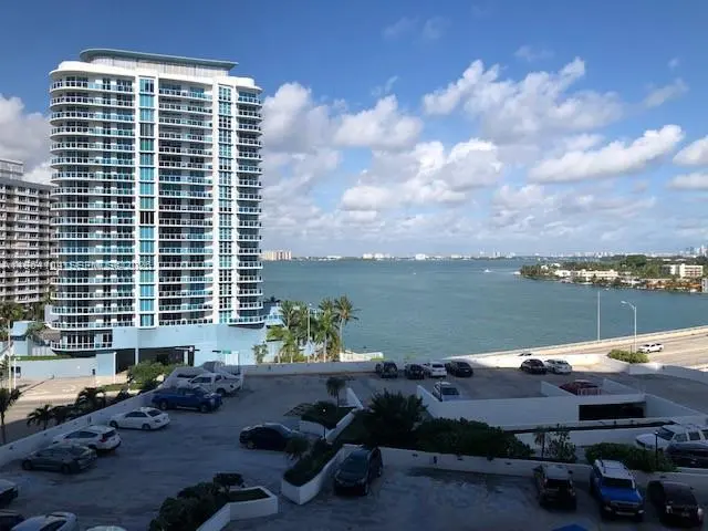 Photo of Listing #A11964104