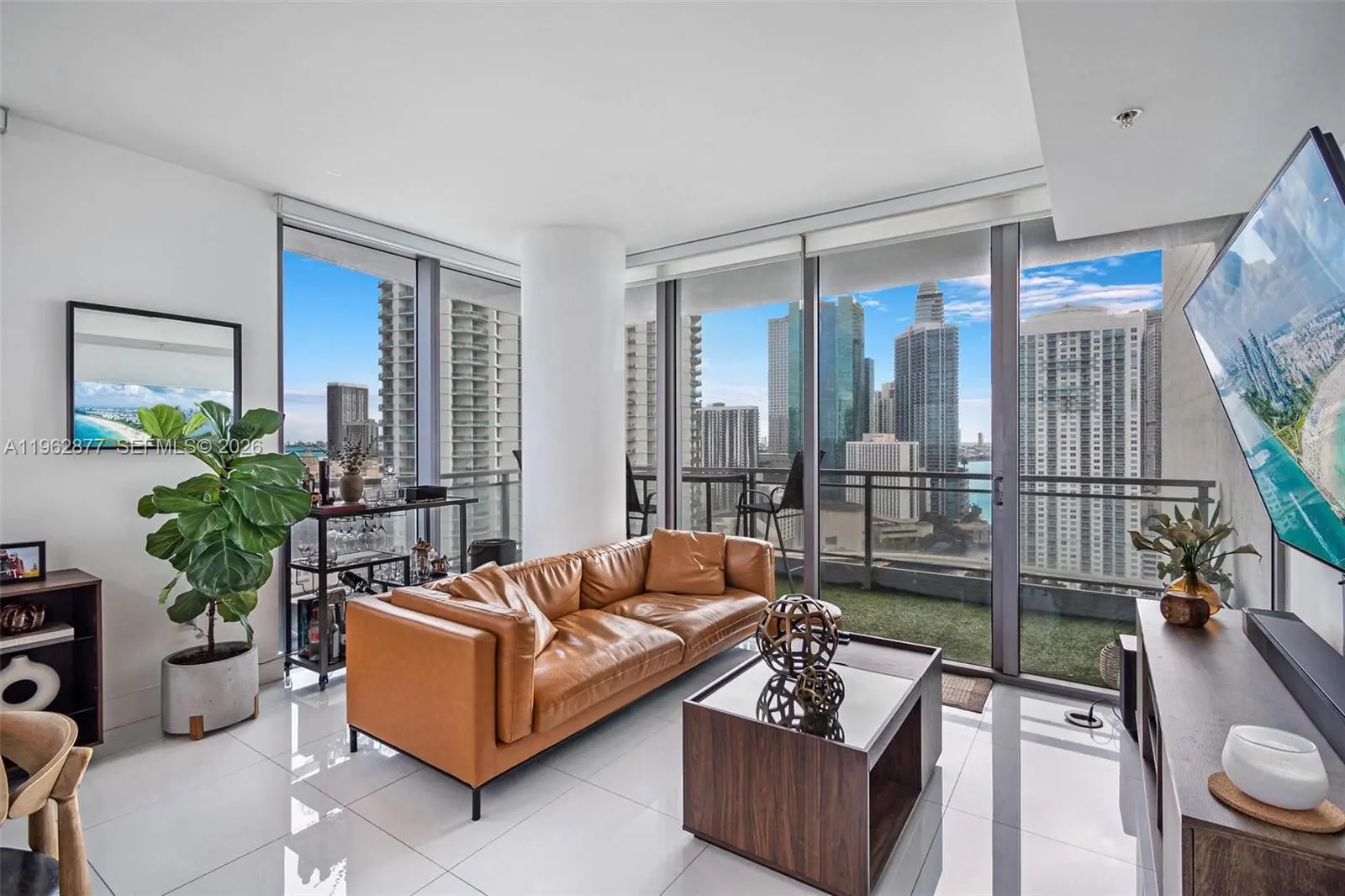 Photo of Listing #A11962877