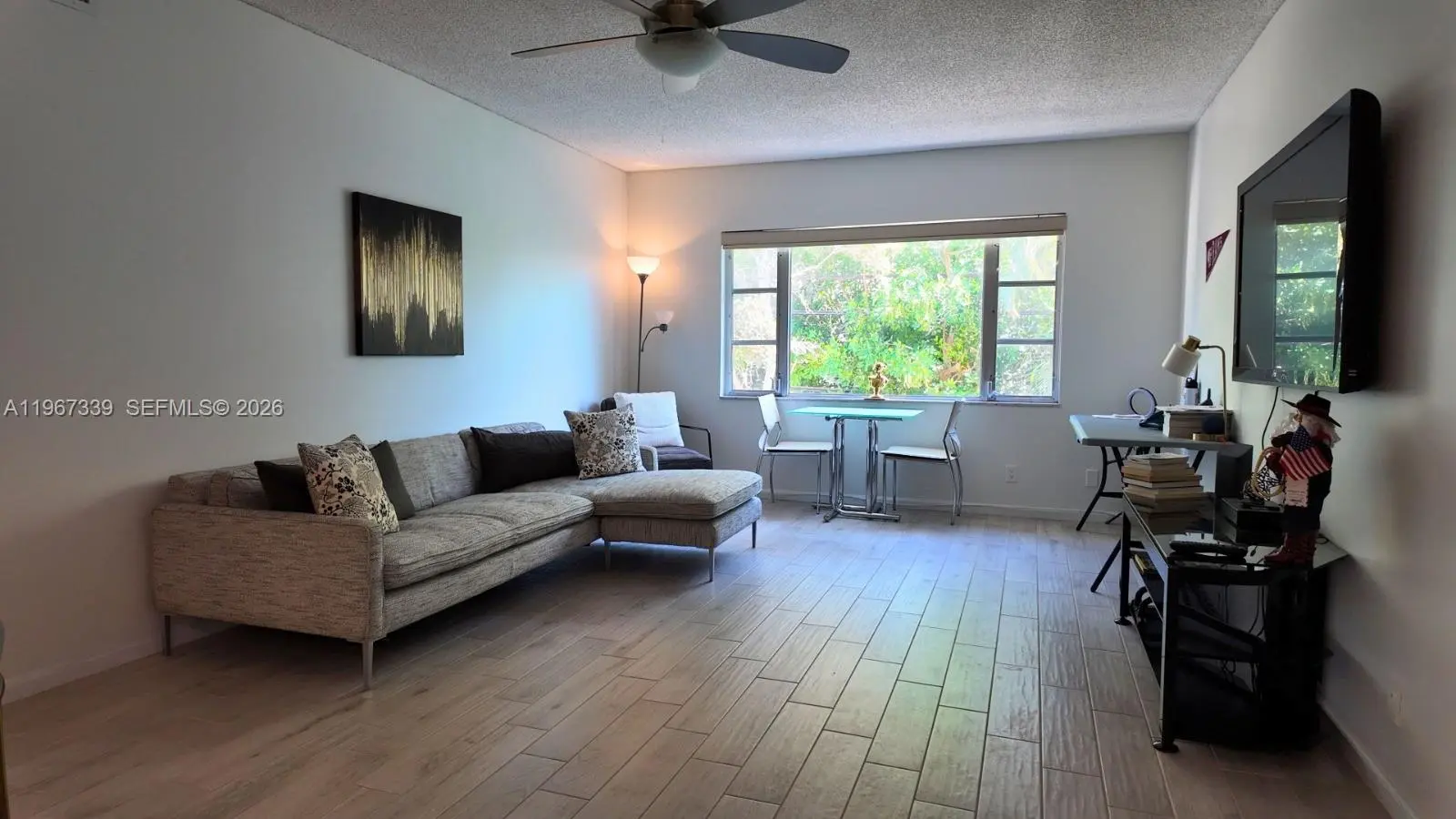 Photo of Listing #A11967339