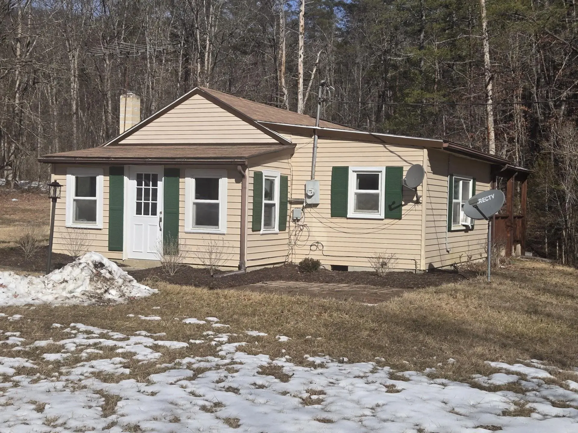 19692 Overly Hollow Rd, Bergton