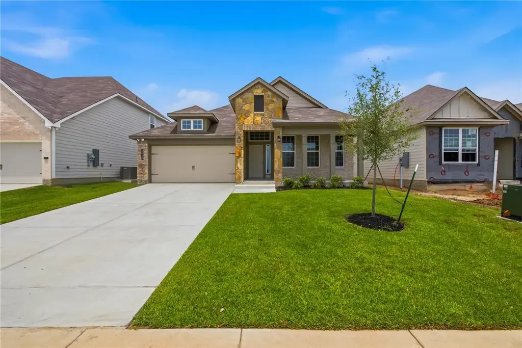 1913 Meridian Court, Bryan