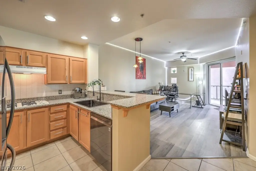43 E Agate Avenue 301, Las Vegas