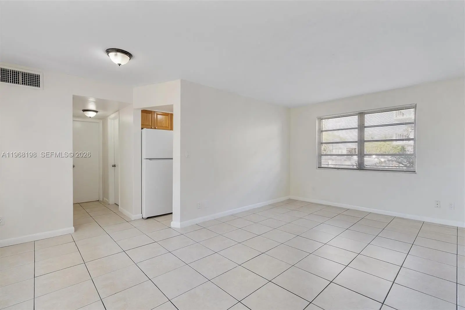 Photo of Listing #A11968198