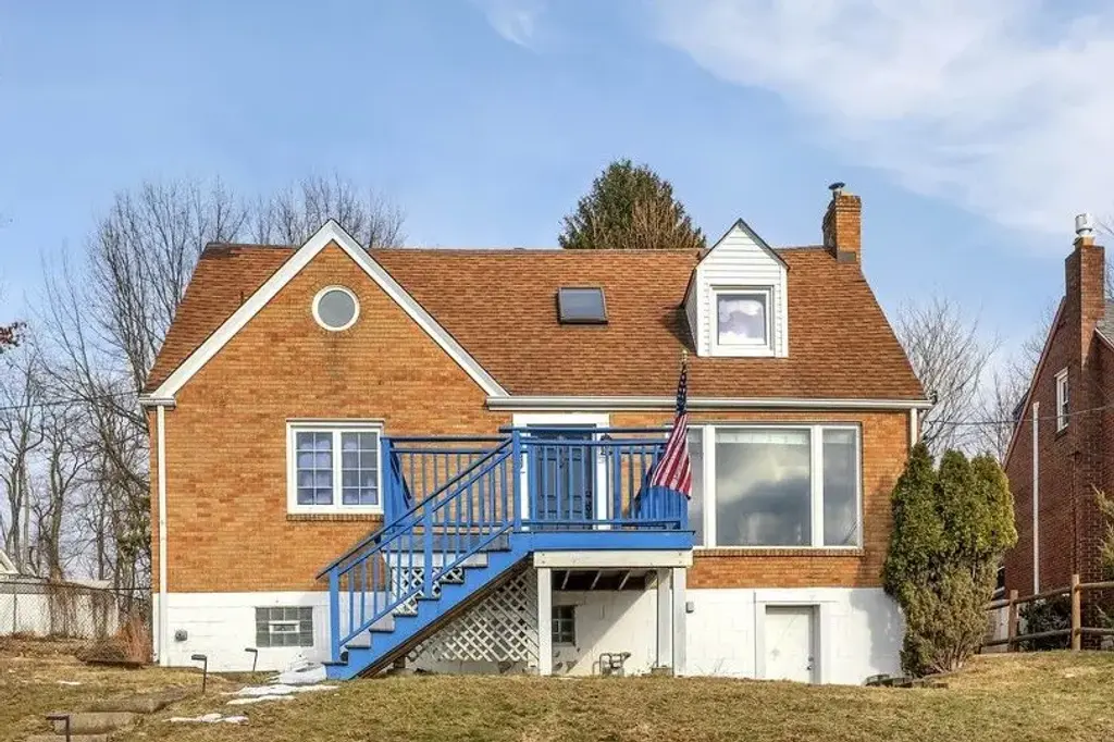 8020 Lloyd Avenue , Swissvale
