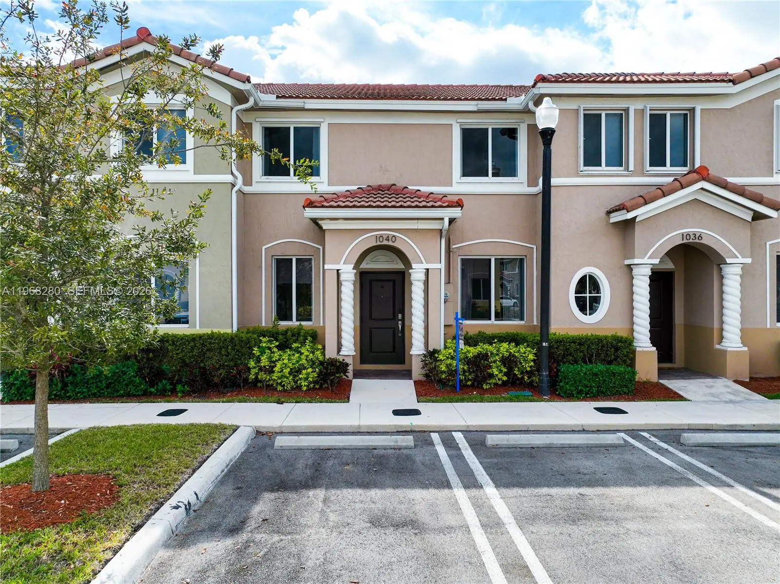 Photo of Listing #A11968280