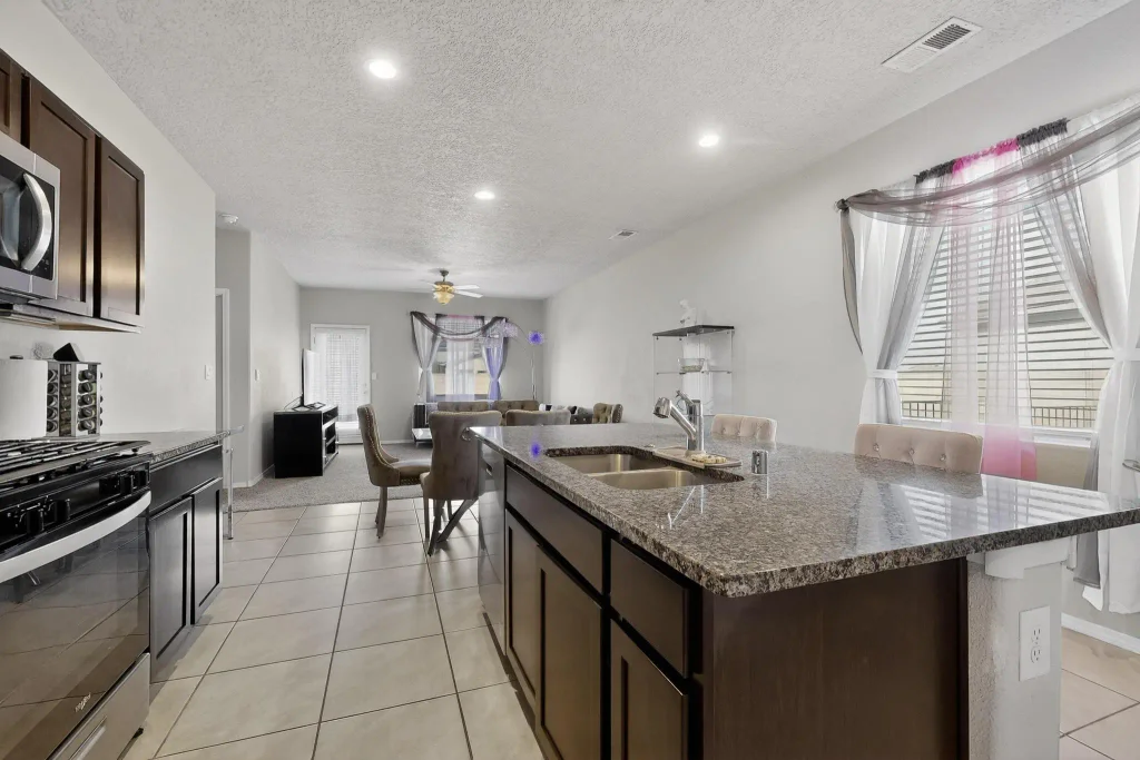 10683 Valedon Lane Sw, Albuquerque