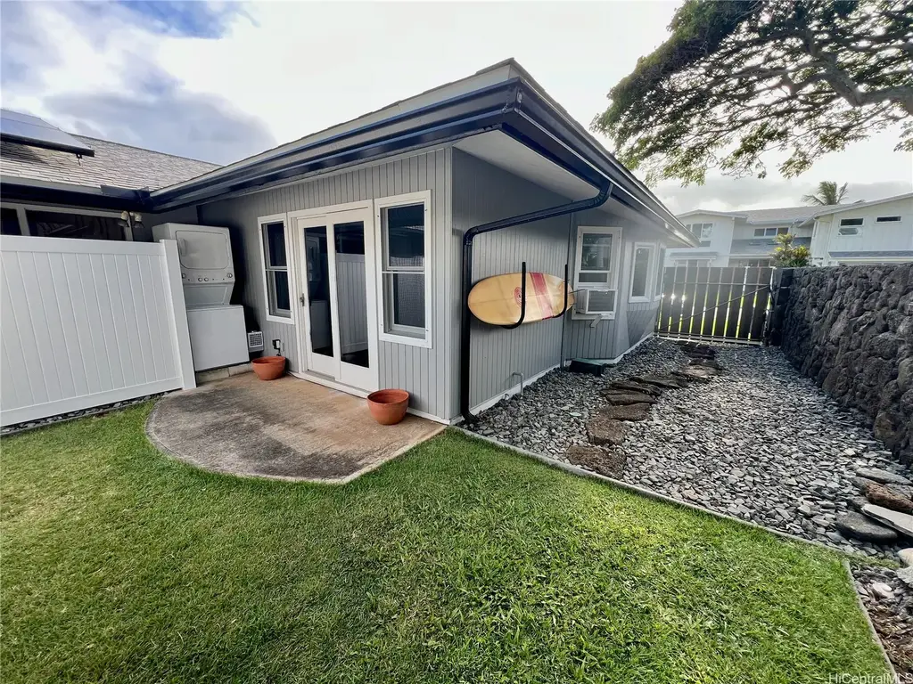 218 Aikane Street # Studio, Kailua