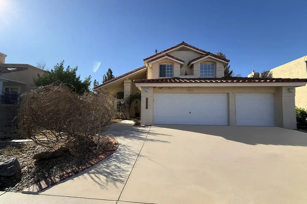 8212 Eagle Rock Avenue Ne, Albuquerque